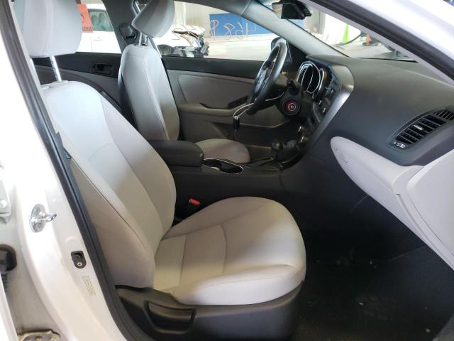 Photo 5 from auction – 2015 KIA OPTIMA LX with VIN KNAGM4A73F5568807