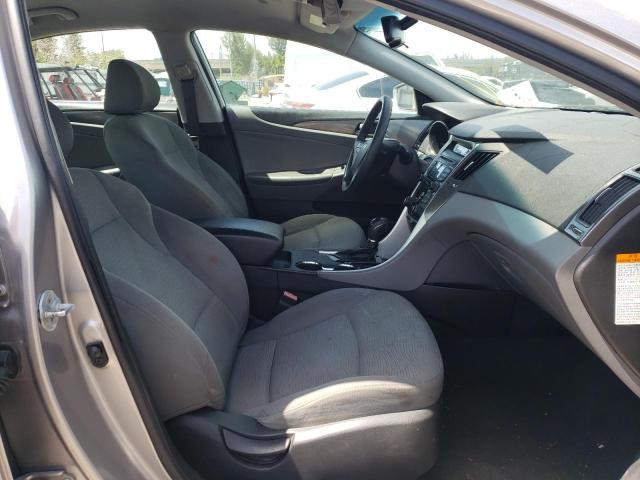 Photo 5 from auction – 2012 HYUNDAI SONATA HYB with VIN KMHEC4A46CA030572