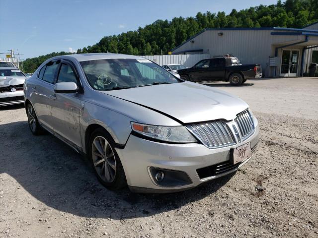 LINCOLN MKS 2009 with VIN 1LNHM94R99G621810 - Photo from auction