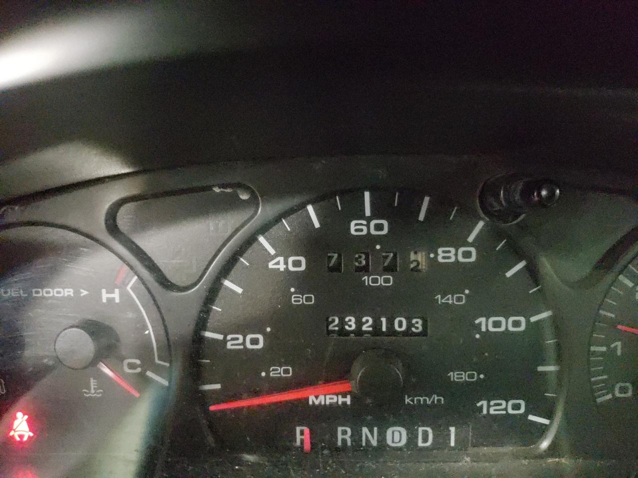 Photo 12 from auction – 2001 FORD TAURUS SES with VIN 1FAFP55U21G267010
