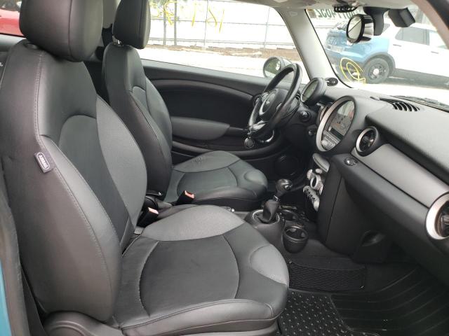 Photo 9 from auction – 2010 MINI COOPER with VIN WMWMF3C54ATZ23555