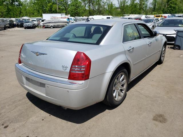 Photo 4 from auction – 2005 CHRYSLER 300C with VIN 2C3AA63H95H632010