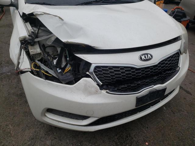 Photo 9 from auction – 2015 KIA FORTE LX with VIN KNAFX4A61F5399882