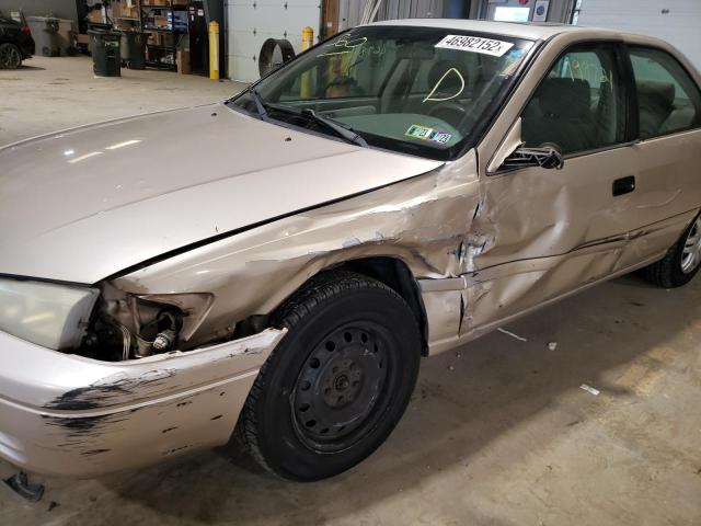 Photo 9 from auction – 2001 TOYOTA CAMRY LE with VIN 4T1BF22K11U116444