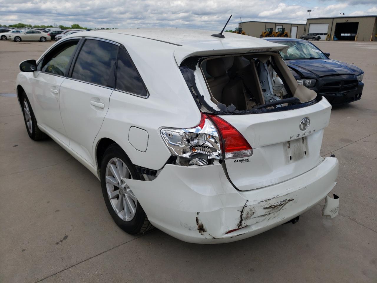 Photo 3 from auction – 2011 TOYOTA VENZA with VIN 4T3ZA3BB8BU041883