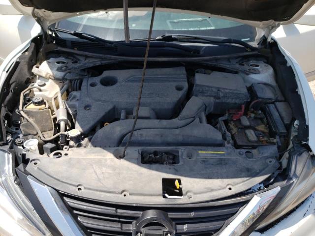 Photo 7 from auction – 2017 NISSAN ALTIMA 2.5 with VIN 1N4AL3AP9HC273723