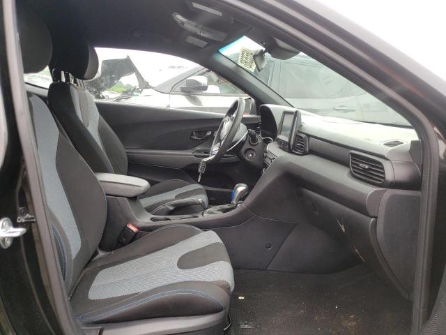 Photo 5 from auction – 2019 HYUNDAI VELOSTER B with VIN KMHTG6AF7KU005895