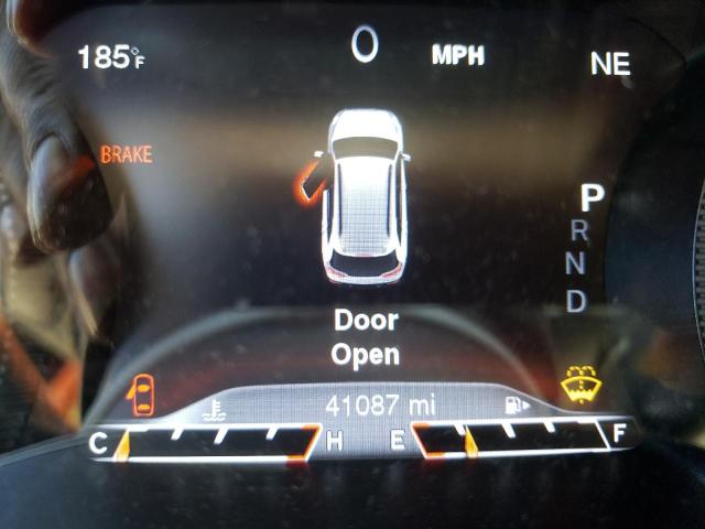 Photo 8 from auction – 2018 JEEP CHEROKEE L with VIN 1C4PJLDB4JD618649