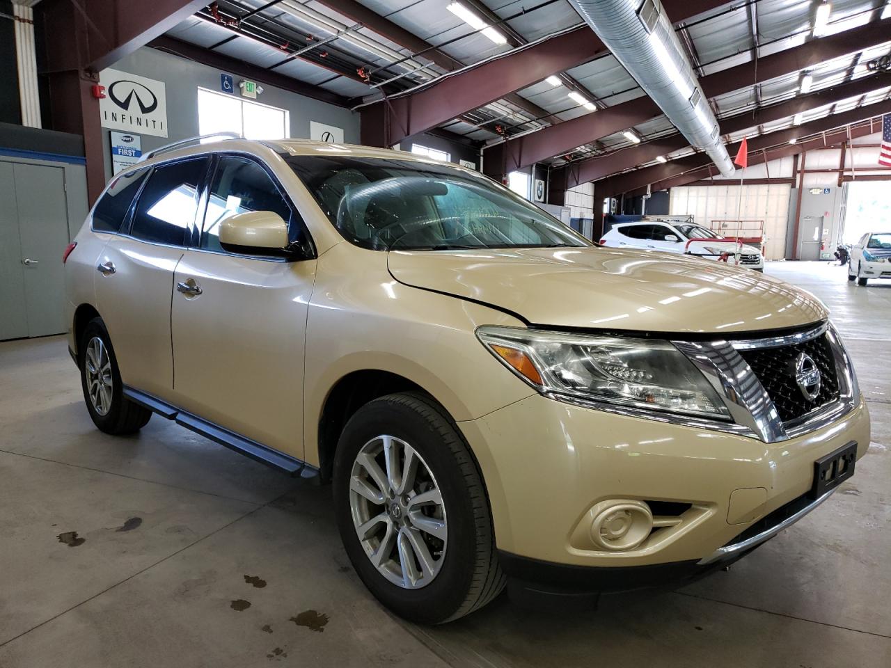 Photo 1 from auction – 2013 NISSAN PATHFINDER with VIN 5N1AR2MM5DC676933