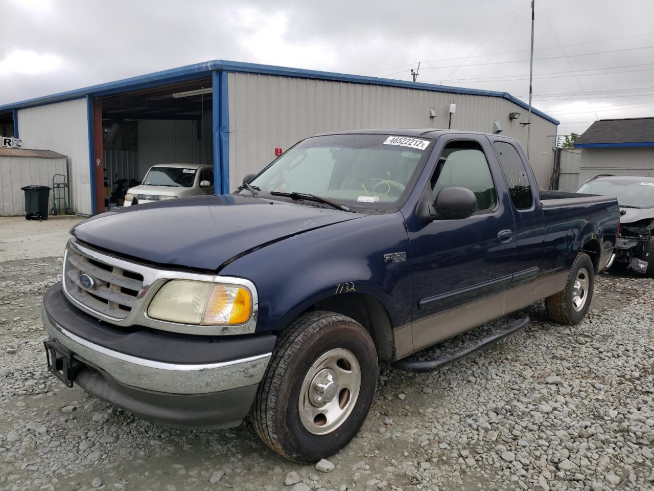 Photo 2 from auction – 2003 FORD F150 with VIN 1FTRX17203NA90953