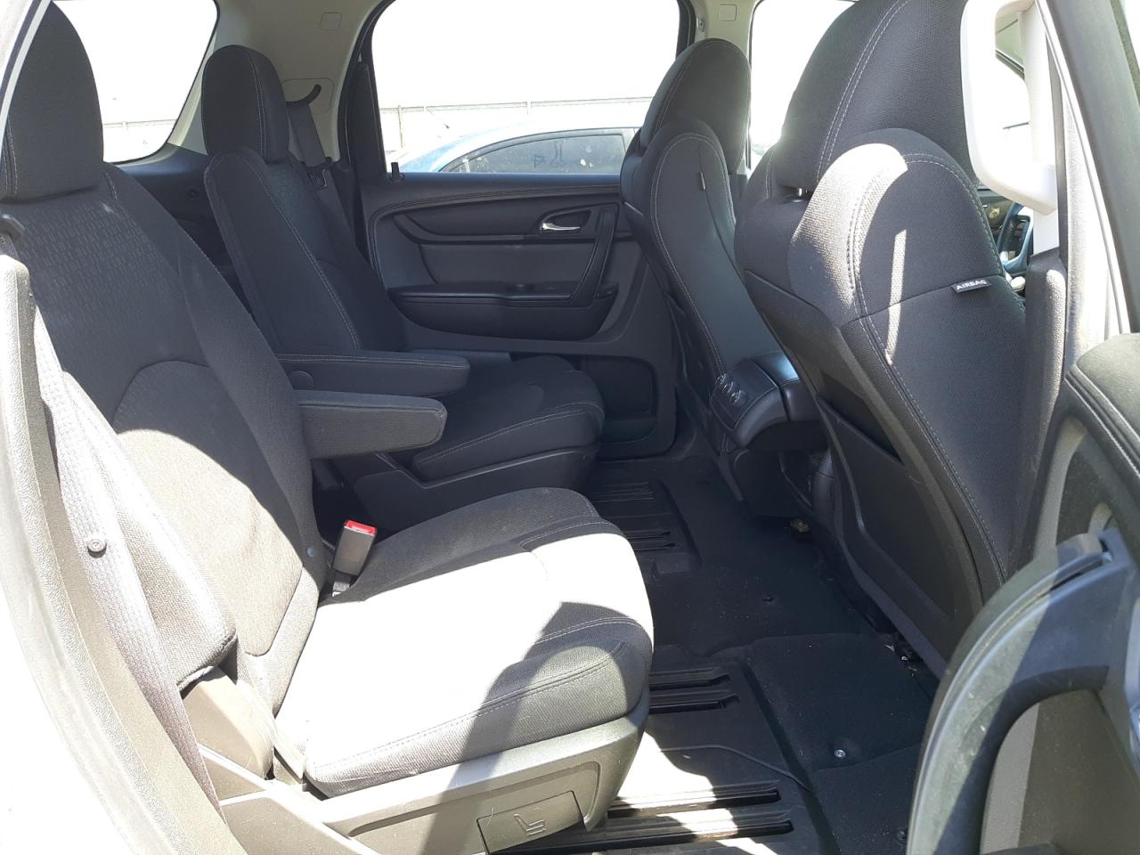 Photo 18 from auction – 2013 GMC ACADIA SLE with VIN 1GKKRPKD8DJ167038