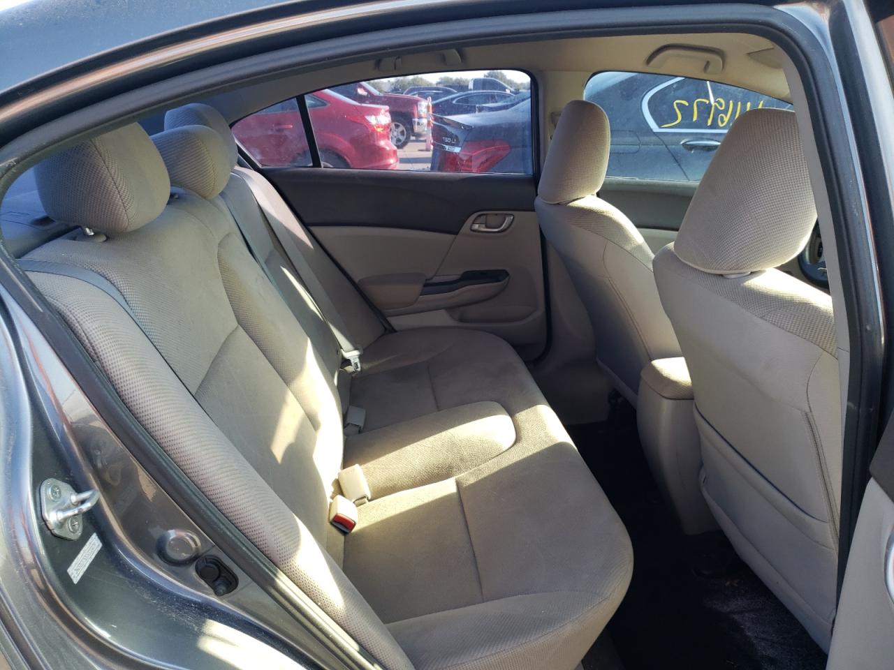 Photo 6 from auction – 2012 HONDA CIVIC LX with VIN 2HGFB2F52CH333479