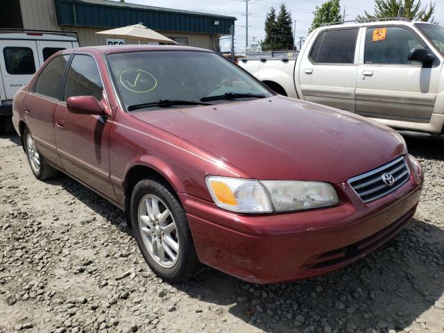 TOYOTA CAMRY LE 2000 with VIN 4T1BF28K9YU938233 - Photo from auction