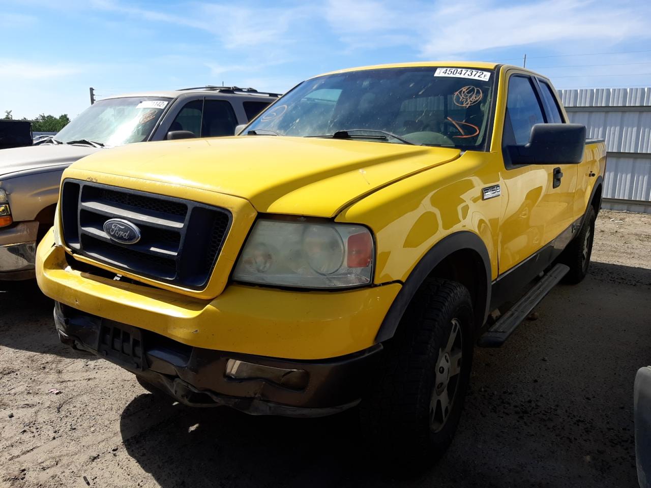 Photo 2 from auction – 2004 FORD F150 with VIN 1FTPX14564KD60616
