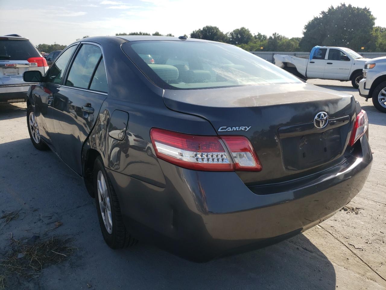 Photo 3 from auction – 2011 TOYOTA CAMRY BASE with VIN 4T4BF3EK3BR168439