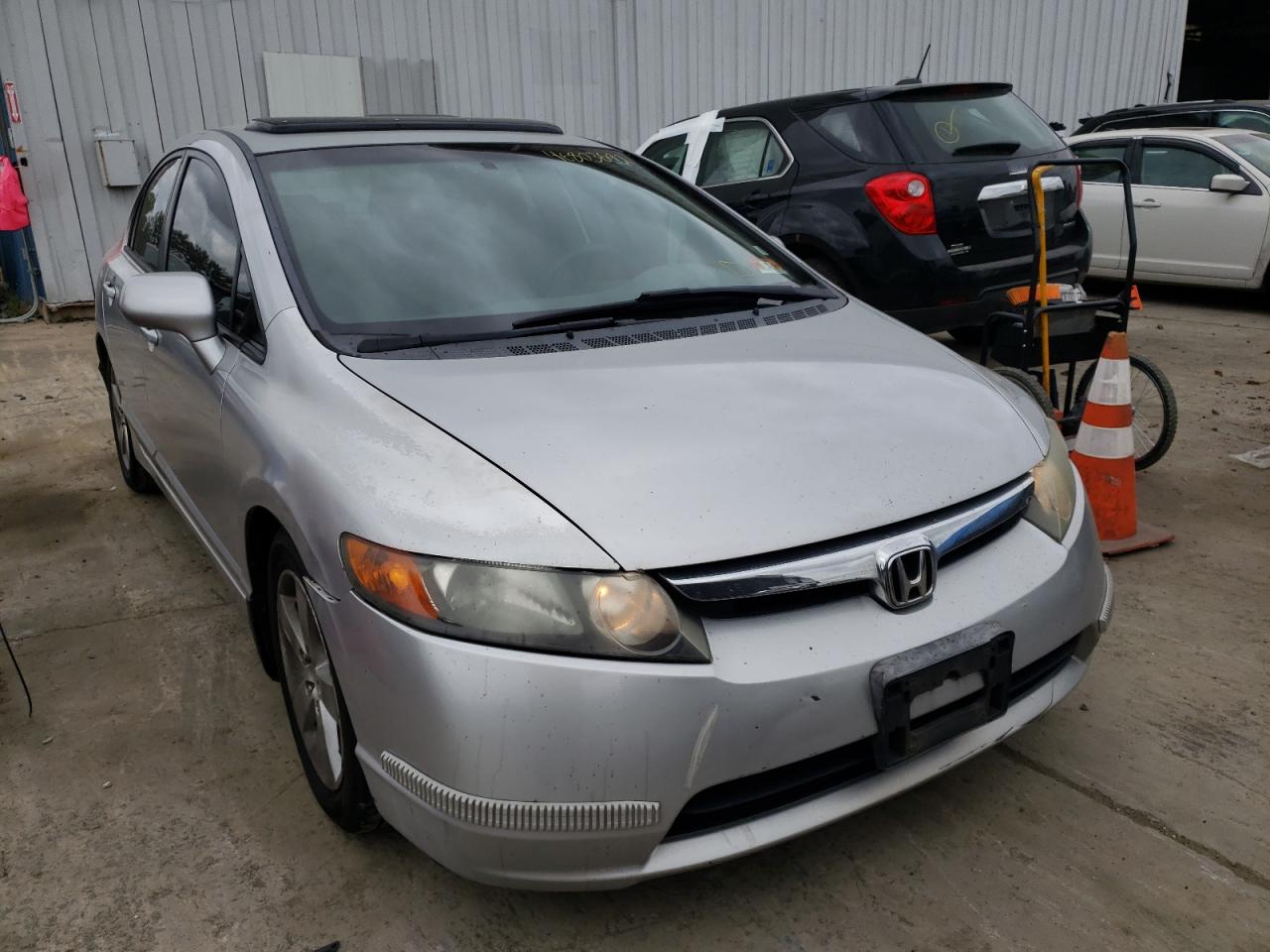 Photo 19 from auction – 2007 HONDA CIVIC EX with VIN 1HGFA16847L045818