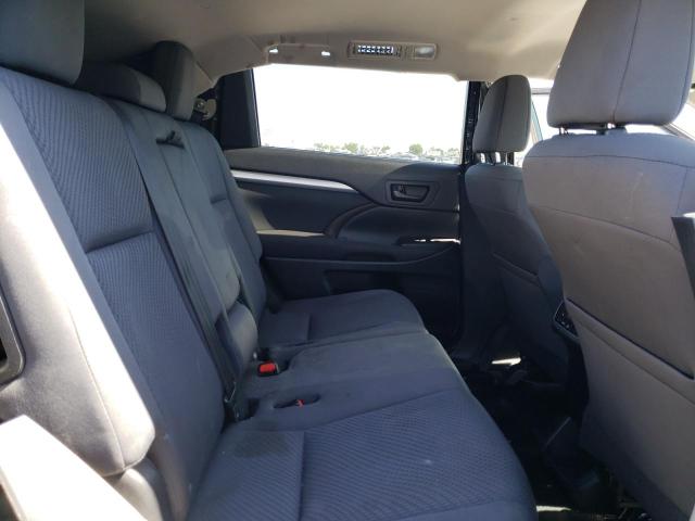 Photo 6 from auction – 2014 TOYOTA HIGHLANDER with VIN 5TDZARFHXES004955