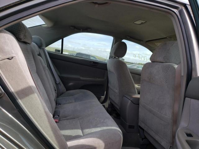 Photo 6 from auction – 2002 TOYOTA CAMRY with VIN 4T1BE32K22U638963