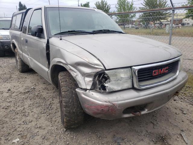 Photo 9 from auction – 2002 GMC SONOMA with VIN 1GTDT19W228233047