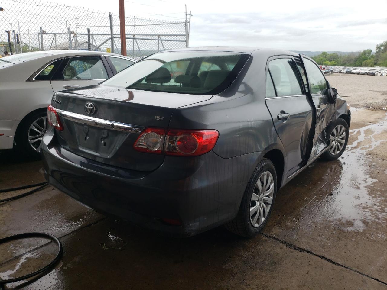 Фото 4 с аукциона – 2013 TOYOTA COROLLA BA с VIN 2T1BU4EE6DC925158