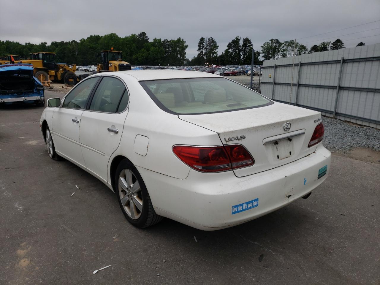 Photo 3 from auction – 2005 LEXUS ES 330 with VIN JTHBA30G255133999