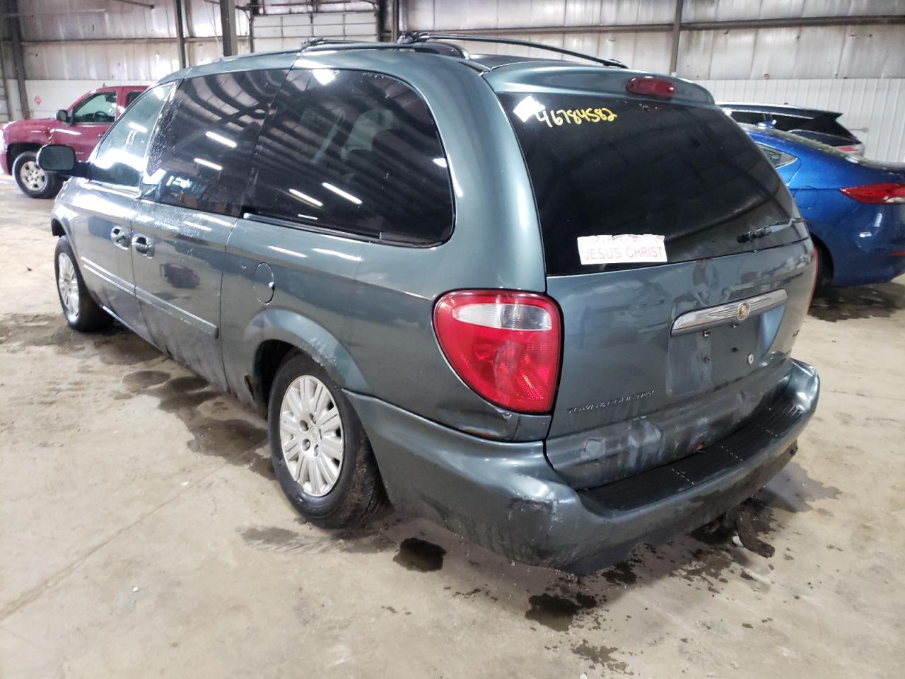 Photo 15 from auction – 2006 CHRYSLER TOWN & COU with VIN 2A4GP44R46R753453