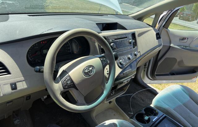 Photo 9 from auction – 2011 TOYOTA SIENNA LE with VIN 5TDKK3DC2BS069958