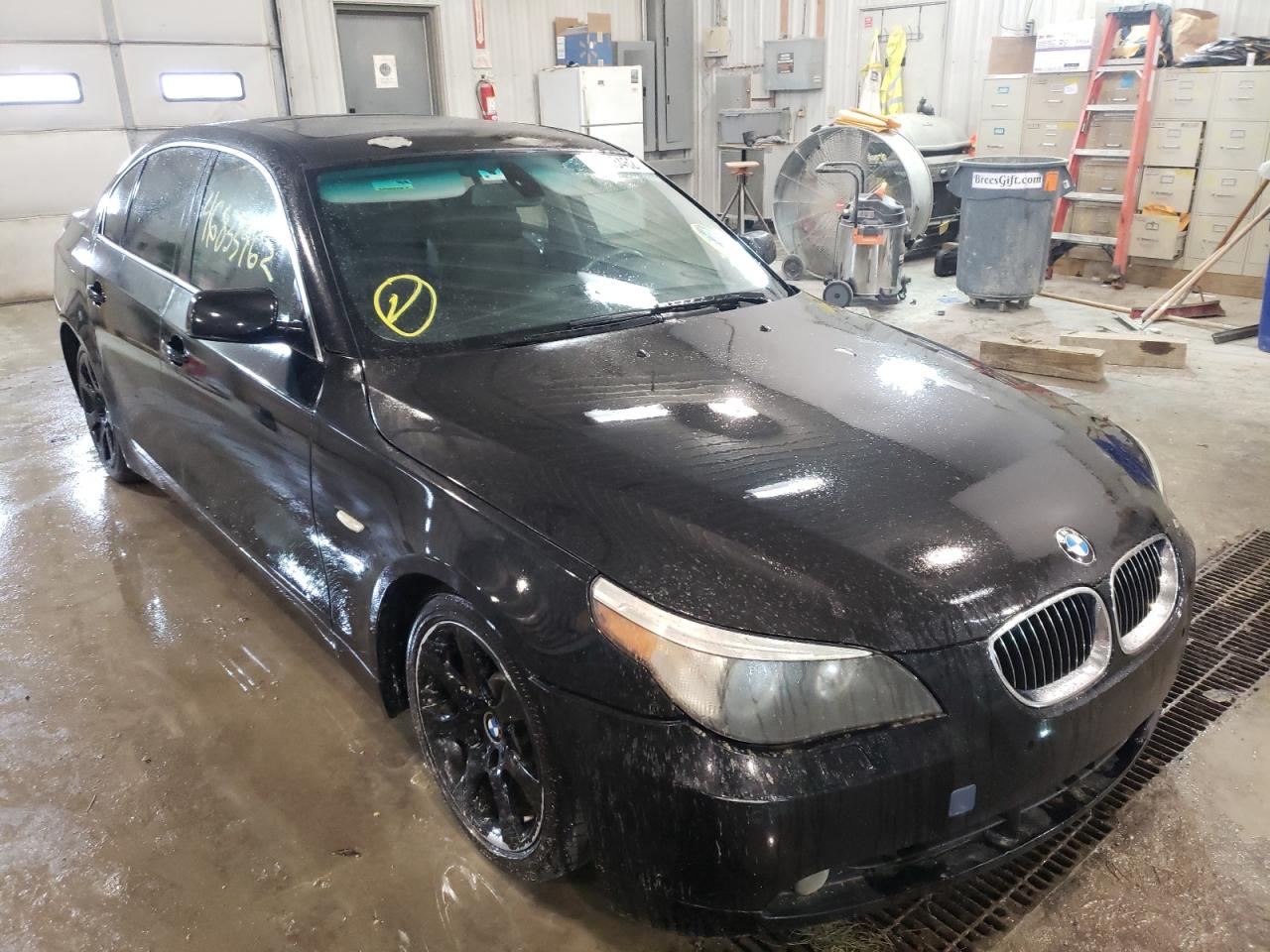 BMW 550 I 2007 with VIN WBANB53577CP05839 - Photo from auction