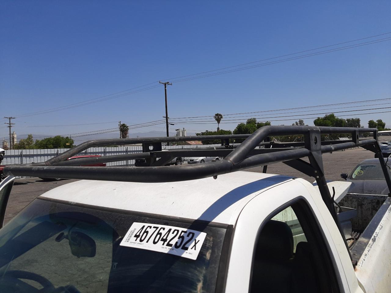 Photo 10 from auction – 2005 CHEVROLET SILVERADO with VIN 1GCEC14V95E185815