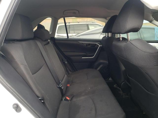 Photo 6 from auction – 2019 TOYOTA RAV4 LE with VIN 2T3K1RFV8KW048681