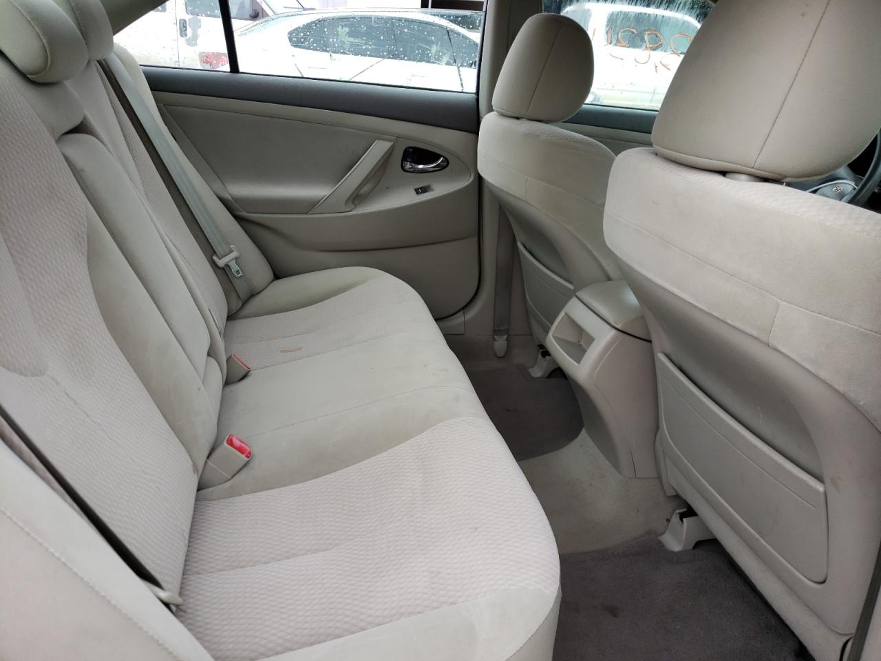 Photo 6 from auction – 2011 TOYOTA CAMRY BASE with VIN 4T1BF3EK8BU765239
