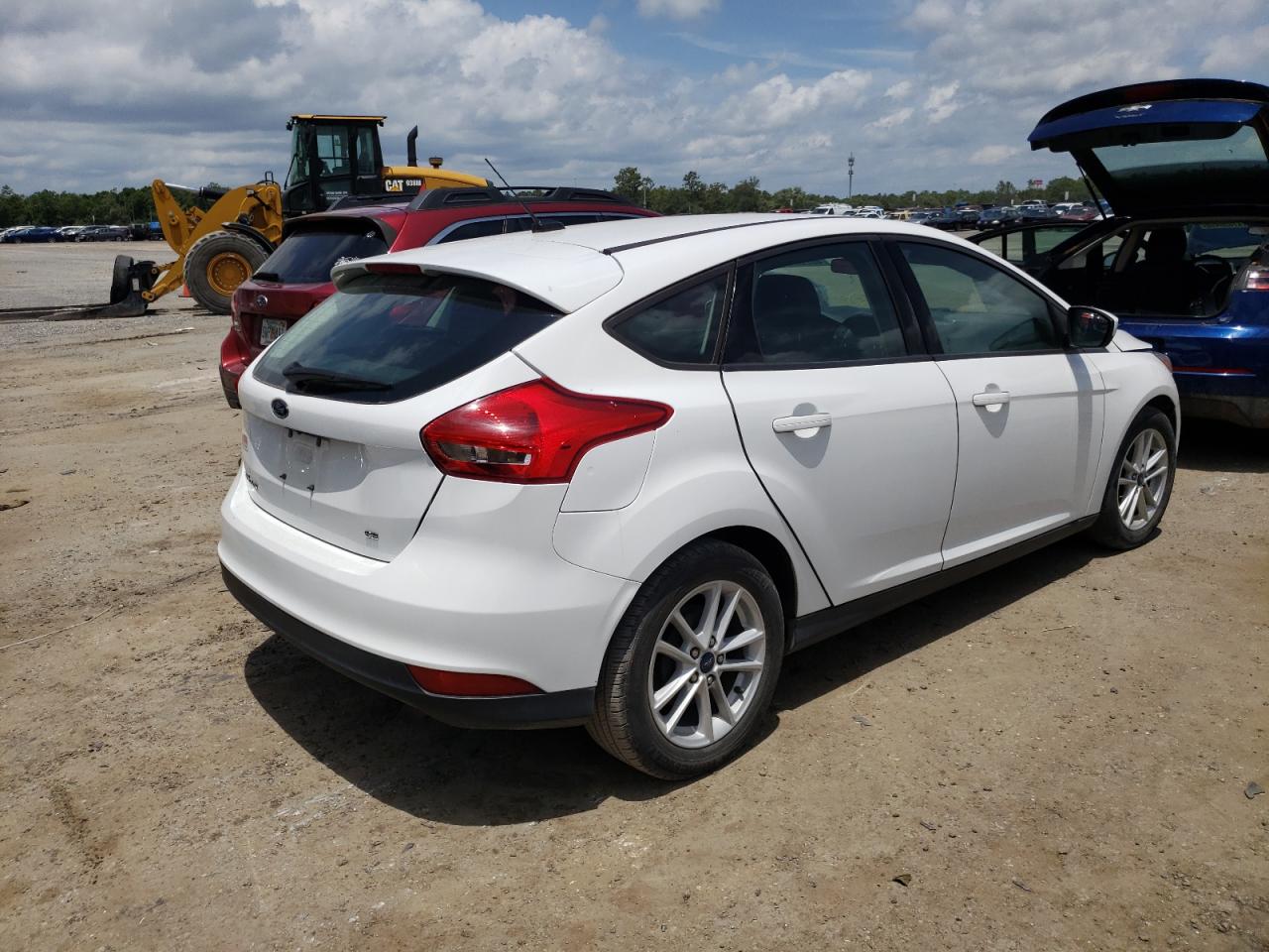 Photo 16 from auction – 2018 FORD FOCUS SE with VIN 1FADP3K23JL206027