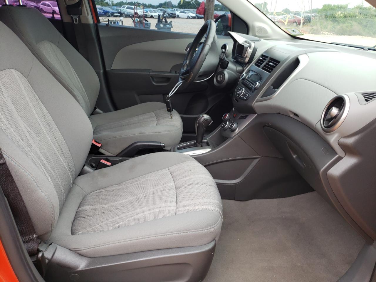 Photo 5 from auction – 2013 CHEVROLET SONIC LT with VIN 1G1JC6SG1D4129638