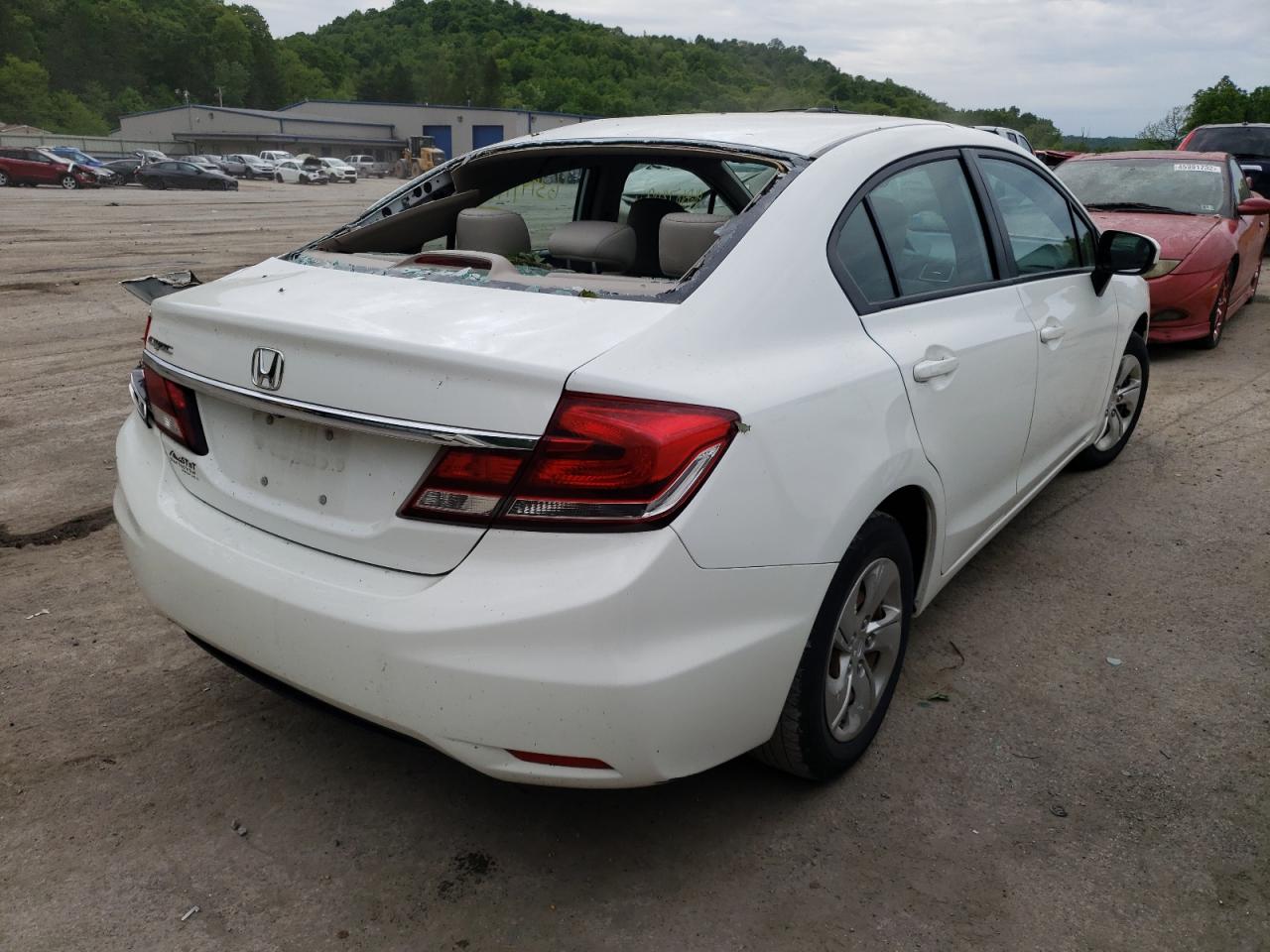 Photo 4 from auction – 2015 HONDA CIVIC LX with VIN 19XFB2F56FE288819