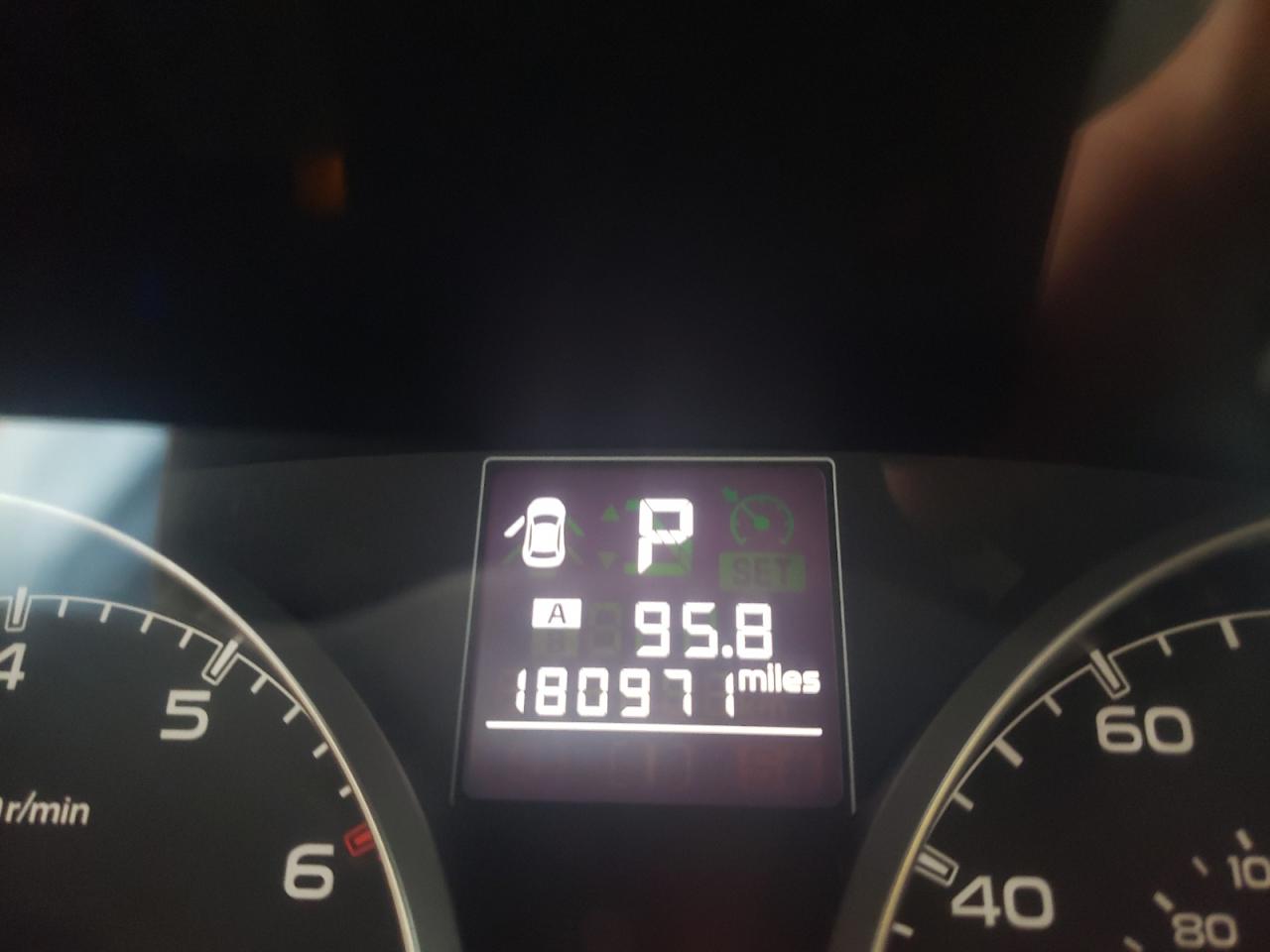 Фото 8 с аукциона – 2013 SUBARU LEGACY 2.5 с VIN 4S3BMCA69D3012167