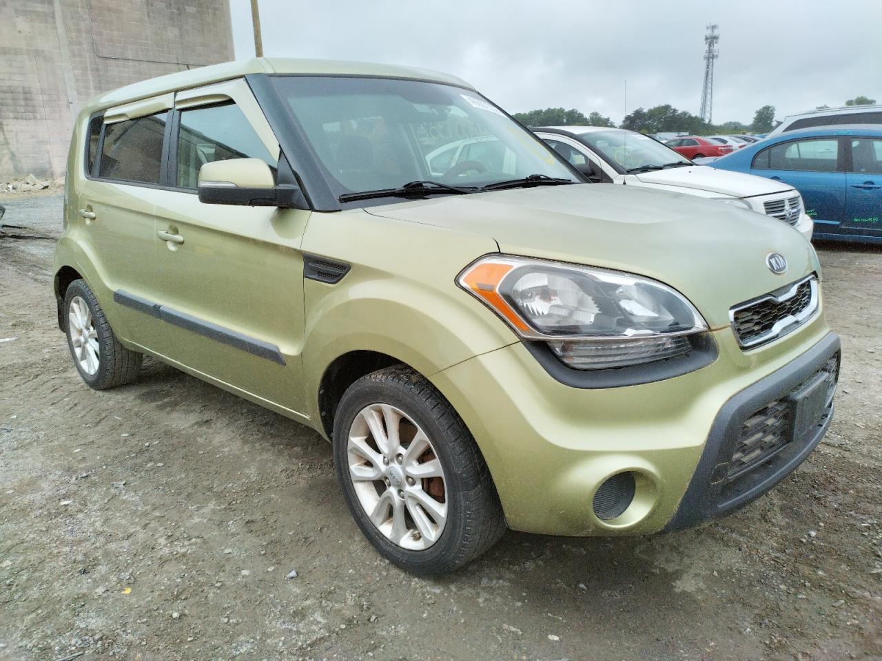 KIA SOUL 2012 with VIN KNDJT2A62C7459858 - Photo from auction