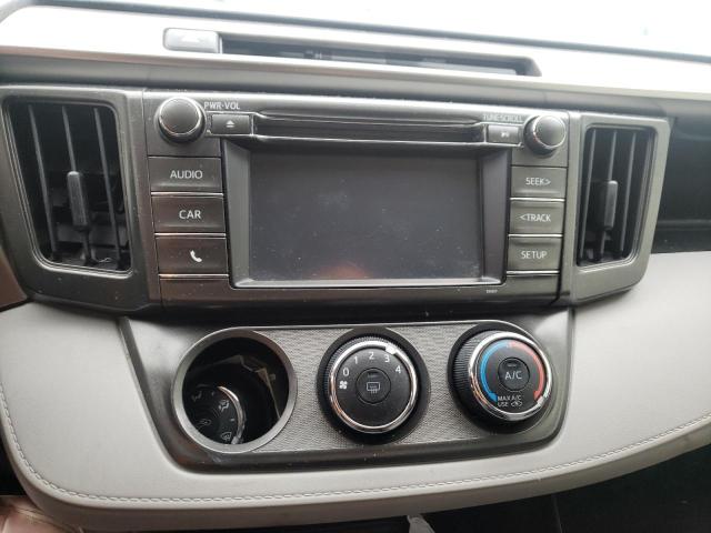 Photo 10 from auction – 2014 TOYOTA RAV4 LE with VIN JTMBFREV0EJ010772