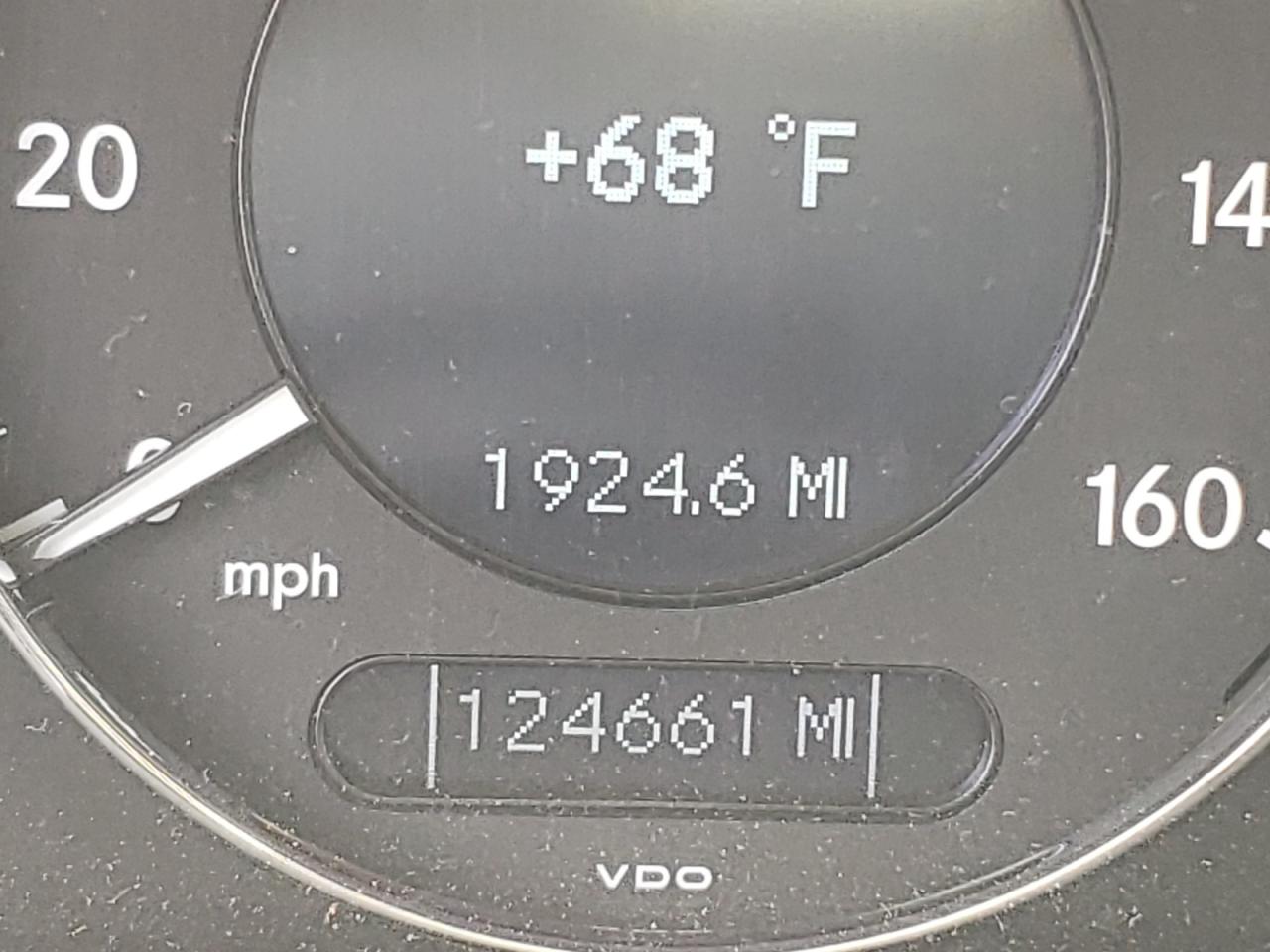 Photo 8 from auction – 2008 MERCEDES-BENZ E-CLASS with VIN WDBUH87X27X214435