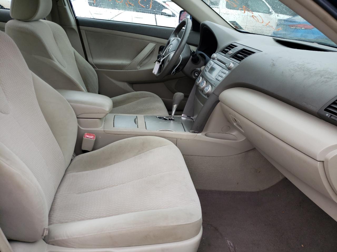 Photo 5 from auction – 2011 TOYOTA CAMRY BASE with VIN 4T1BF3EK8BU765239