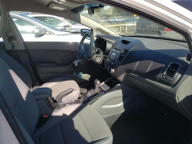 Photo 5 from auction – 2017 KIA FORTE LX with VIN 3KPFL4A74HE137725