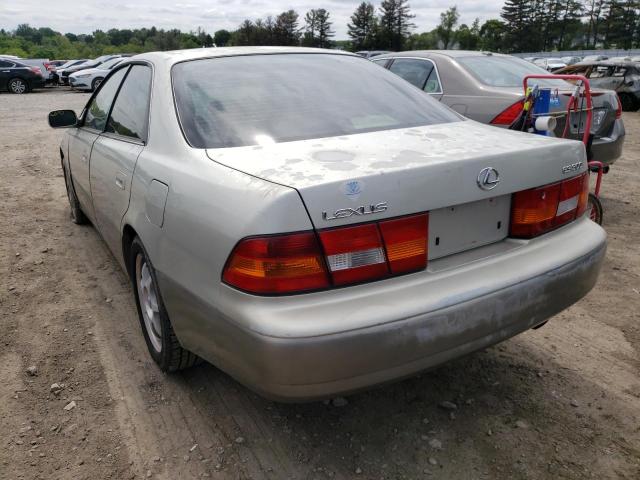 Photo 3 from auction – 1999 LEXUS ES 300 with VIN JT8BF28G9X5073691