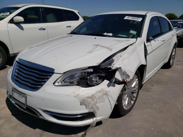 Photo 2 from auction – 2013 CHRYSLER 200 LX with VIN 1C3CCBAB0DN671097