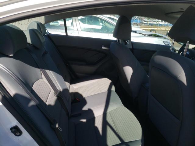 Photo 6 from auction – 2017 KIA FORTE LX with VIN 3KPFL4A74HE137725