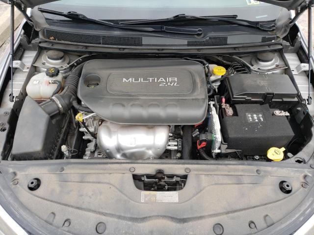Photo 7 from auction – 2015 CHRYSLER 200 LIMITE with VIN 1C3CCCAB1FN655354