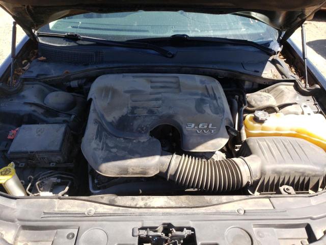 Photo 7 from auction – 2016 CHRYSLER 300C with VIN 2C3CCAEG8GH156328
