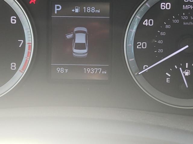 Photo 8 from auction – 2019 HYUNDAI SONATA SE with VIN 5NPE24AF2KH730900