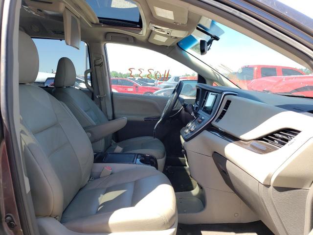 Photo 9 from auction – 2015 TOYOTA SIENNA XLE with VIN 5TDYK3DC7FS545735