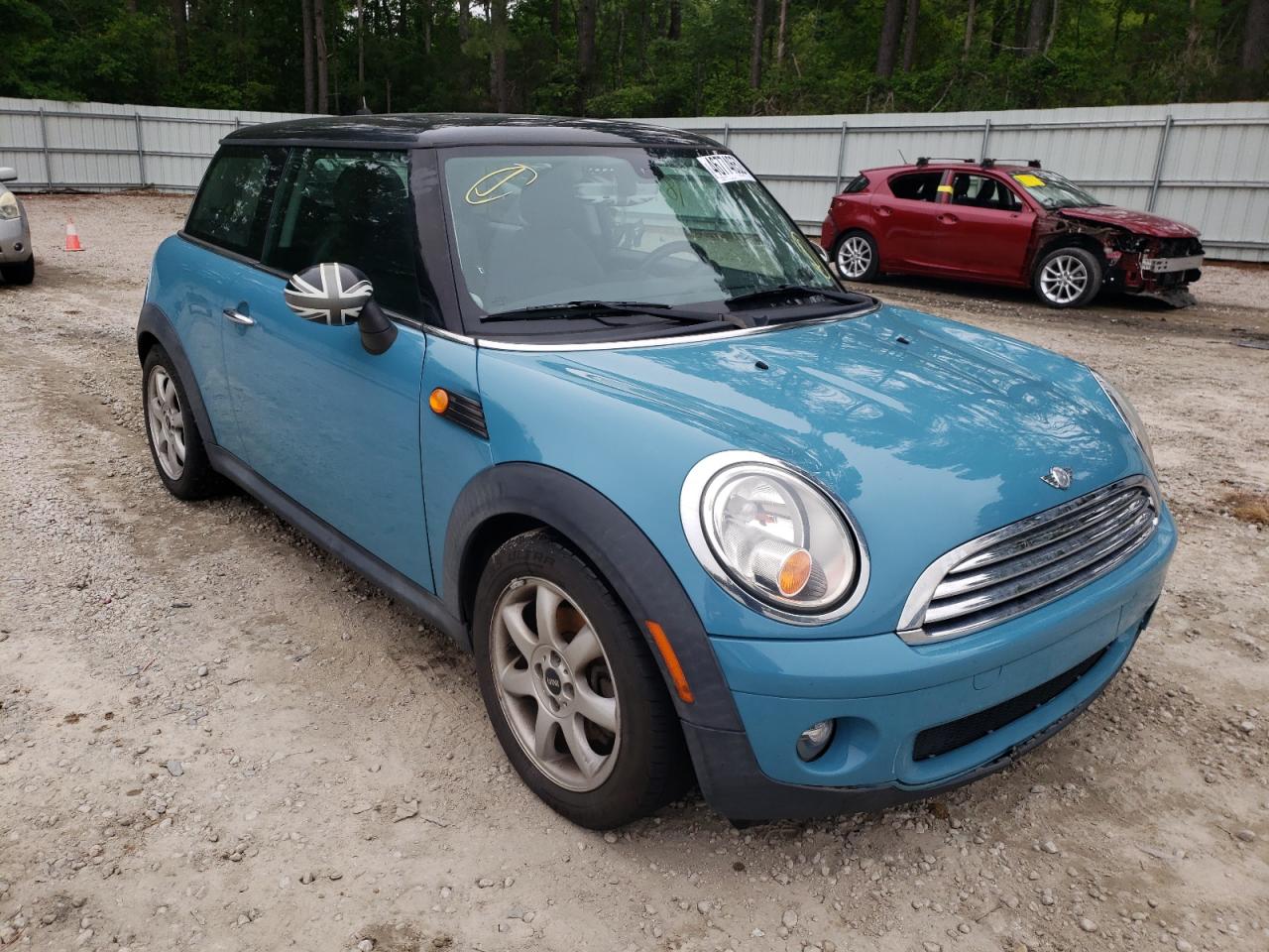 Photo 14 from auction – 2010 MINI COOPER with VIN WMWMF3C54ATZ23555