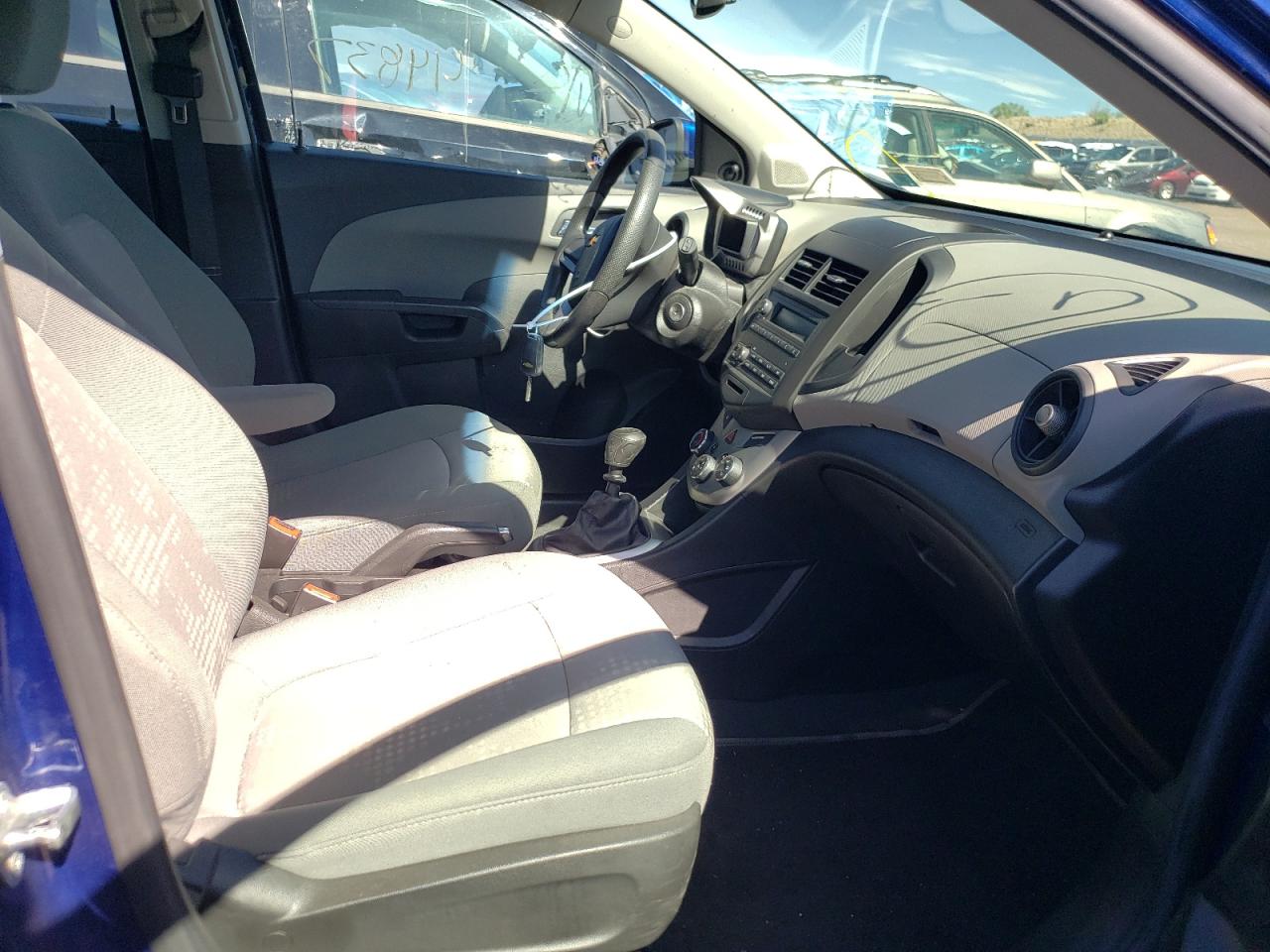 Photo 5 from auction – 2014 CHEVROLET SONIC LS with VIN 1G1JB6SG2E4123500