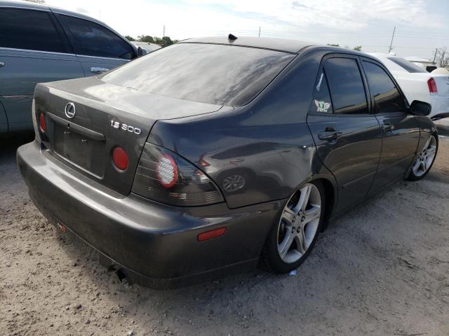 Photo 4 from auction – 2002 LEXUS IS 300 with VIN JTHBD192120035638